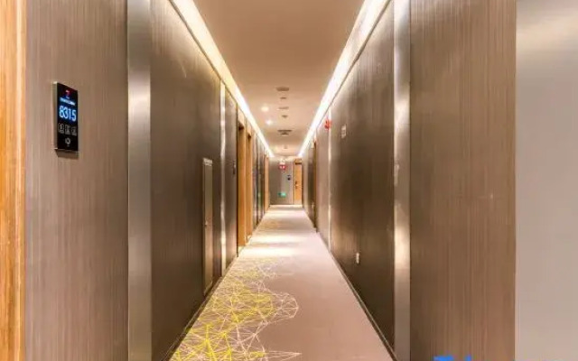 Zmax Hotel·Harbin Bingxue Big World