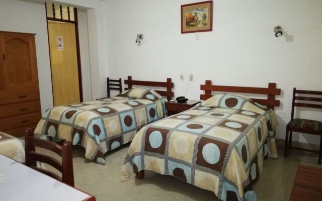 Hostal Piura
