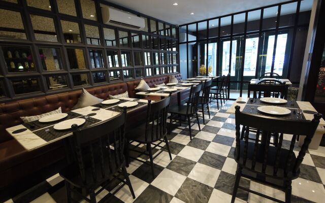 Oriental Heritage Hotel