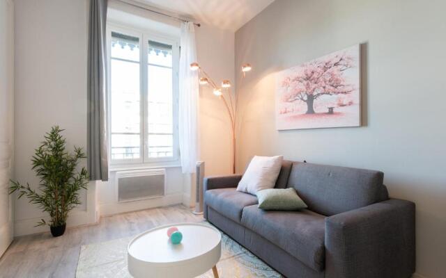 Macé Studio Apartment