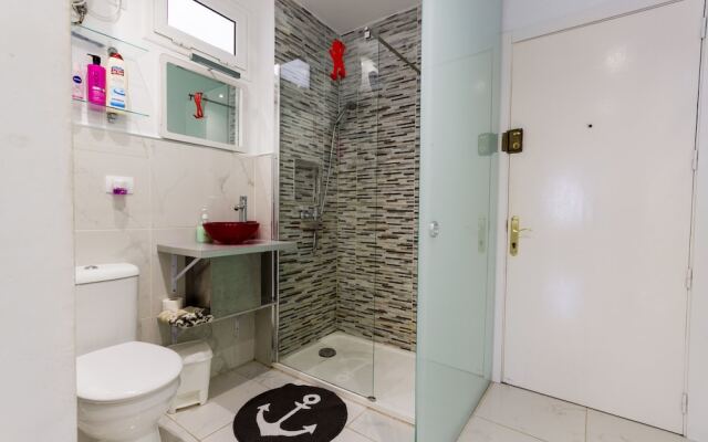 Apartment Bonamar Red