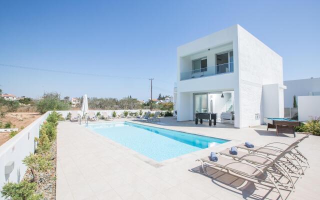Protaras Holiday Villa Ccv3
