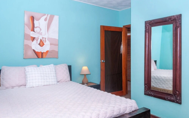 West Bay Mall Condo 8 2 Bedroom Condo by RedAwning