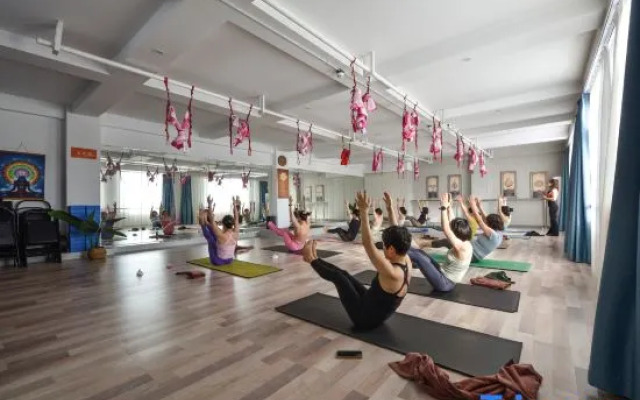 Zhonglian Hotel - Dandong