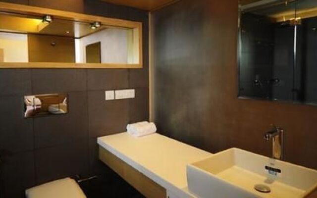 OYO Townhouse 015 Lajpat Nagar