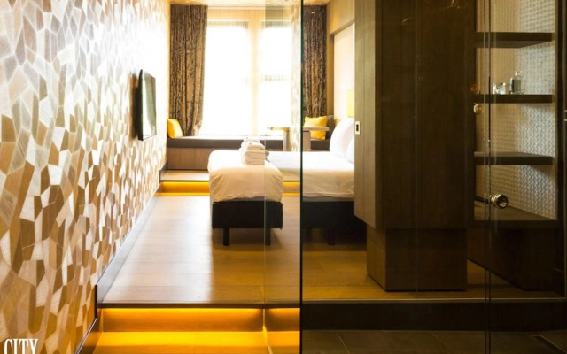Manzo's Suites