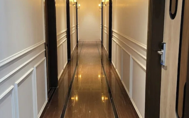 Hotel Parth