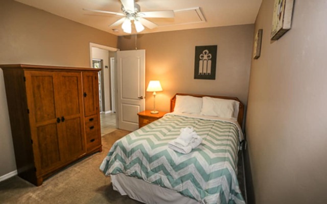 154 Connecticut Villa B