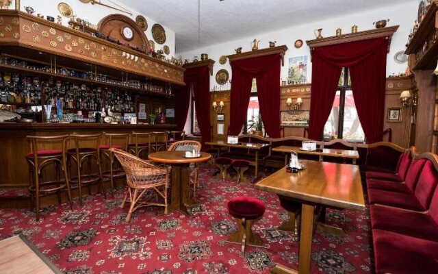 Hotel Drnholec
