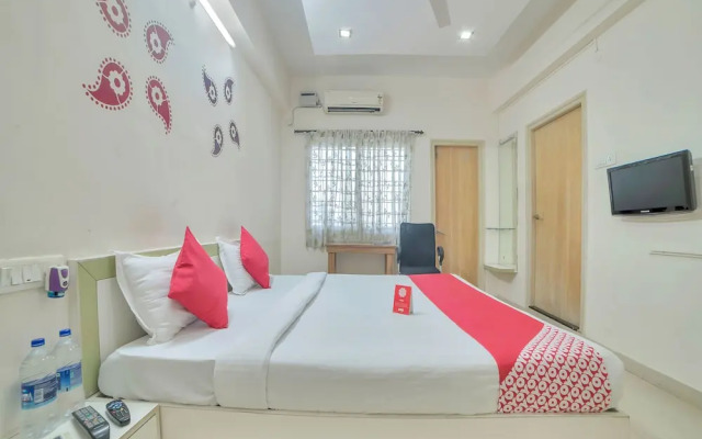 OYO 3607 Apartment Gachibowli