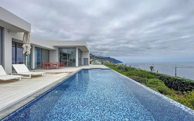 Villa Alegria by Atlantic Holiday