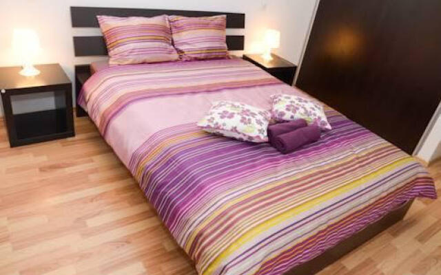 Rose Garden Rezidence Apartments