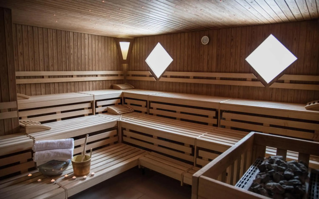 Arosa Alpine Club - Adults Only