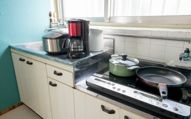 Naha Condominium Maejima House