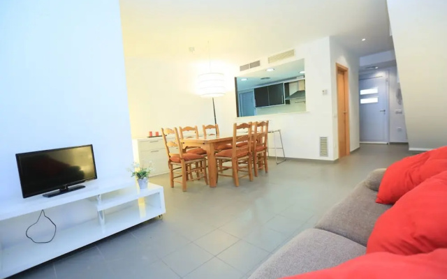 Casa Junto al mar Para 8 Personas en Cambrils