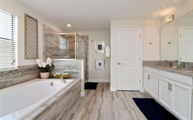 Sunset Getaway by VillaDirect