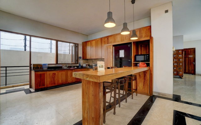 OYO 95214 Ohana Residence Karawaci