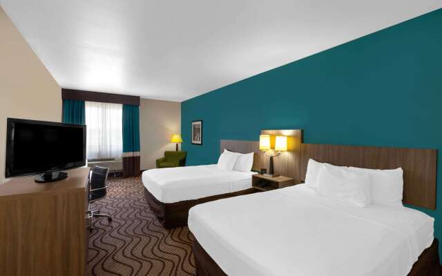 La Quinta Inn & Suites by Wyndham Midland North