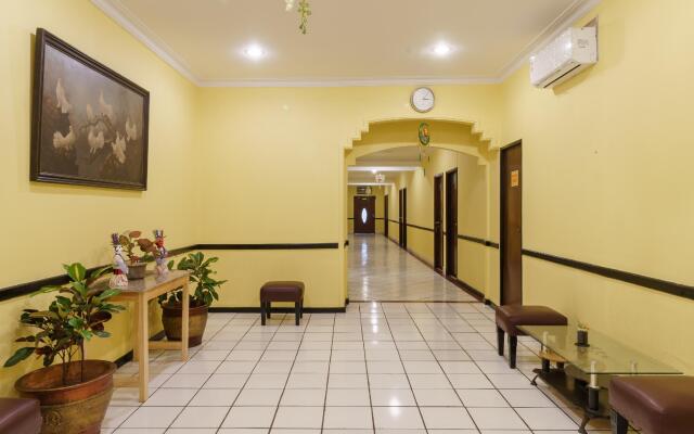 RedDoorz Plus near Ancol