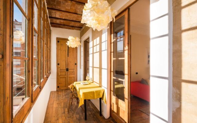 Stylish Arago in the heart of BCN