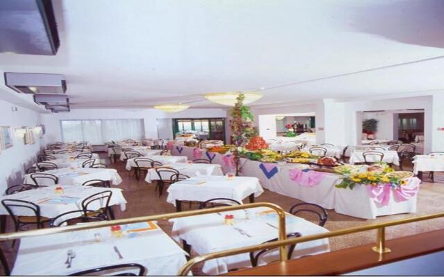Hotel MaxiHeron