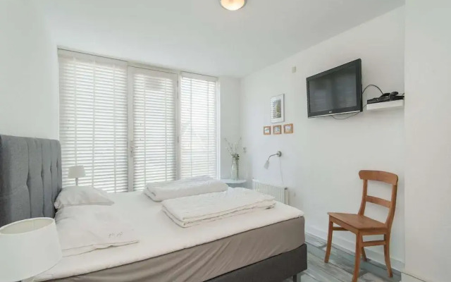 Modern Furnished Apartment at the Foot of Dunes