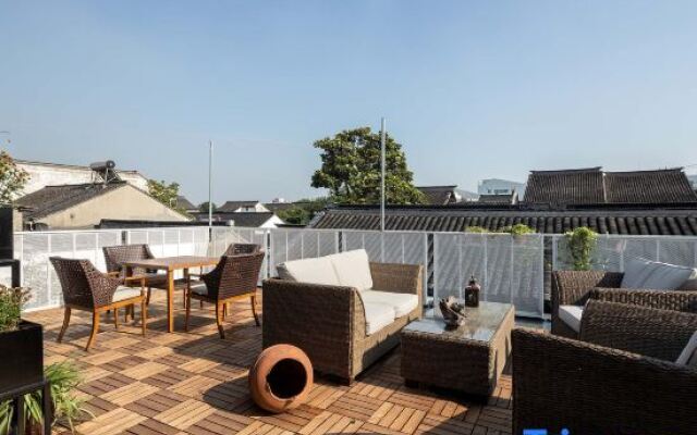 Rixie Linxi Guesthouse