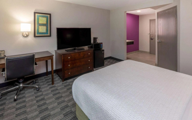 Quality Inn & Suites Silicon Valley