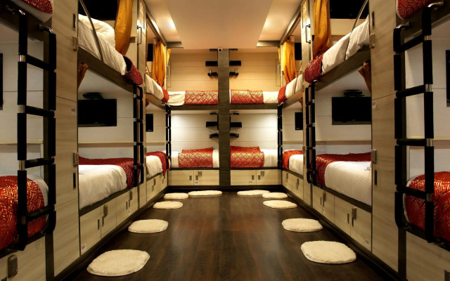 Hotel Kama International