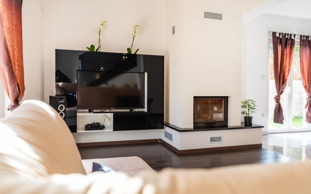Holiday house Tome - comfortable & modern: Nin, Zadar riviera