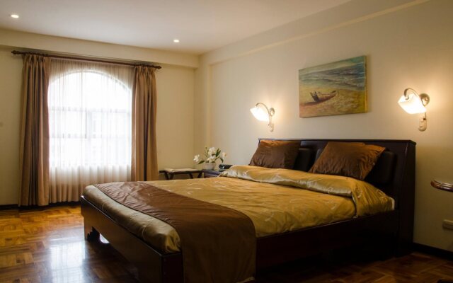 Hotel Plaza Real Suites & Apartments