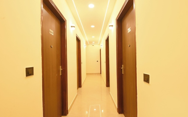 Fabhotel Pvs Grand