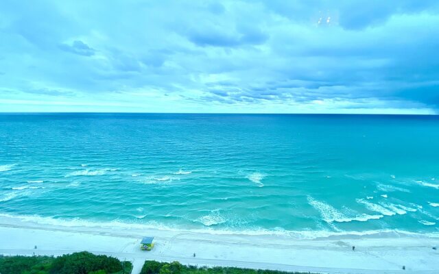 Direct ocean front condo Miami Beach