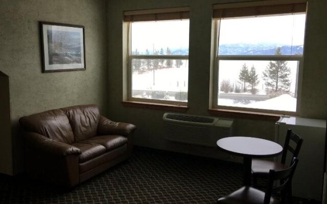 Boulder Creek Inn