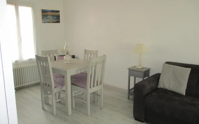 Studio 2 Pers Proche Plage Et Commerces