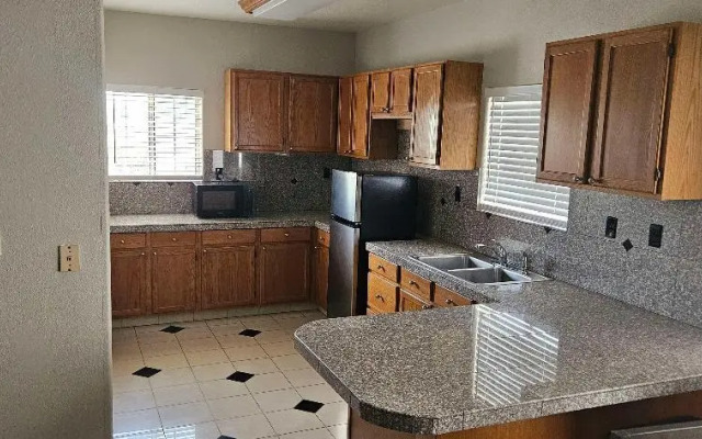 Best Western Firestone Inn & Suites