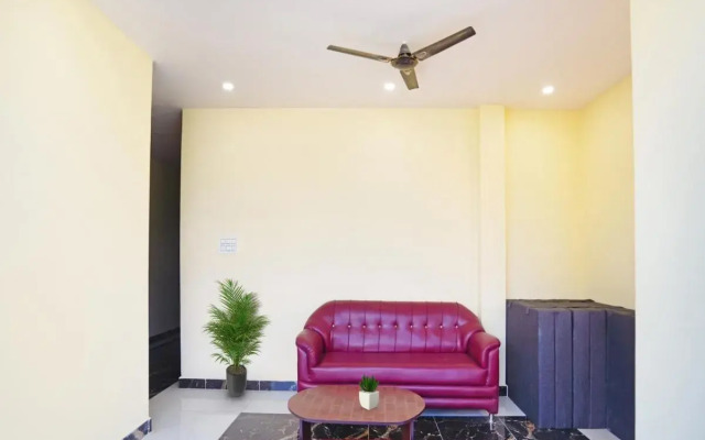 Oyo Flagship 807564 Hotel Pvs Grand