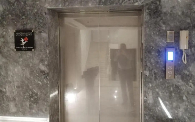 Crown Suites