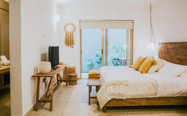 Paramar 105 by iMexico