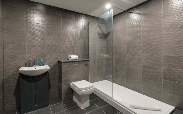 Harrisons Aparthotel
