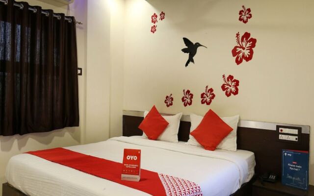 OYO 11548 Hotel Mrunal Palace