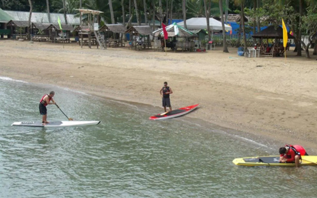 Estaca bay Garden Resort