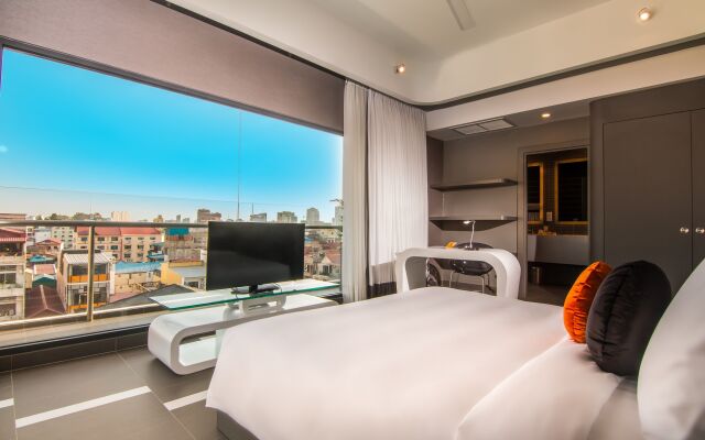 SUN & MOON, Urban Hotel