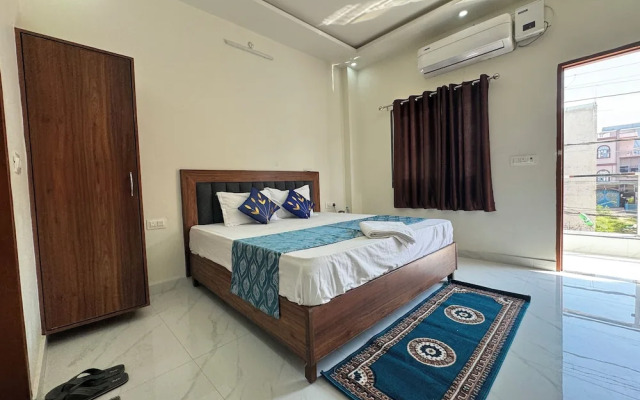 Shree Hanumat Kripa Dham