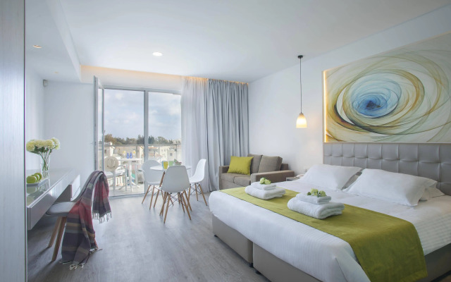 Anemi Hotel & Suites