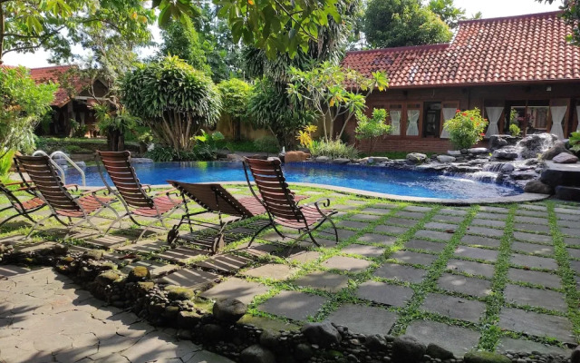Duta Garden Hotel