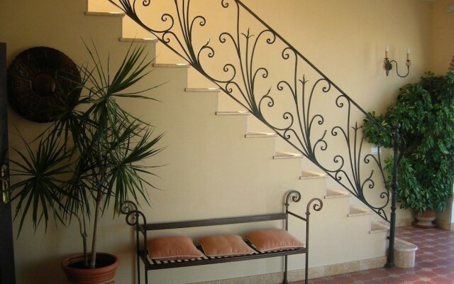 Hotel Vega De Cazalla