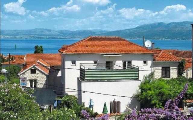 Apartments Adel - 70 m from beach