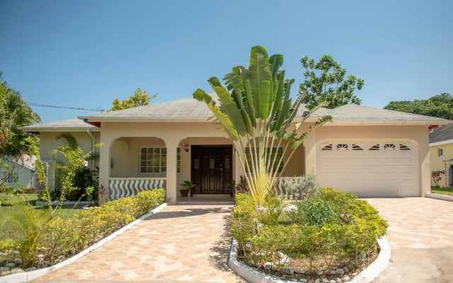 Tropical Escape Villa