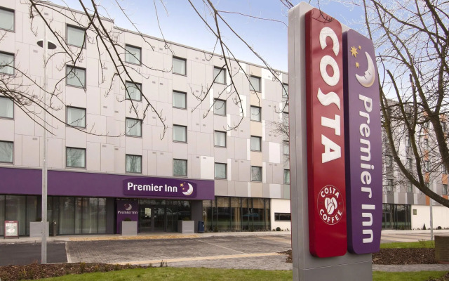 Premier Inn London Heathrow Airport Terminal 5 Hotel